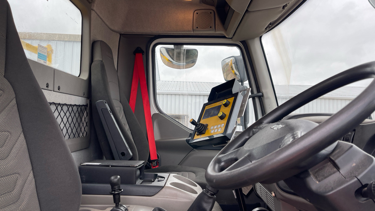 DAF LF 55.220 - Снегоуборочная машина: фото 5 DAF LF 55.220 - Снегоуборочная машина: фото 5