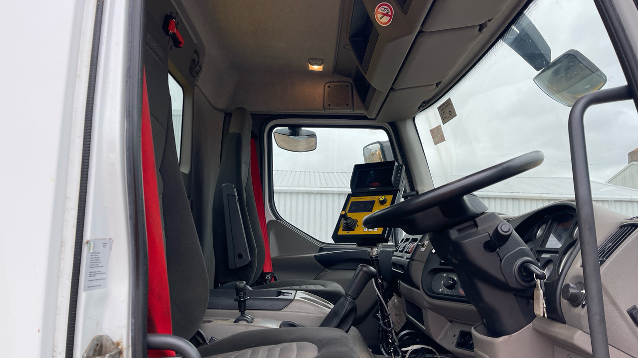 DAF LF 55.220 - Снегоуборочная машина: фото 5 DAF LF 55.220 - Снегоуборочная машина: фото 5