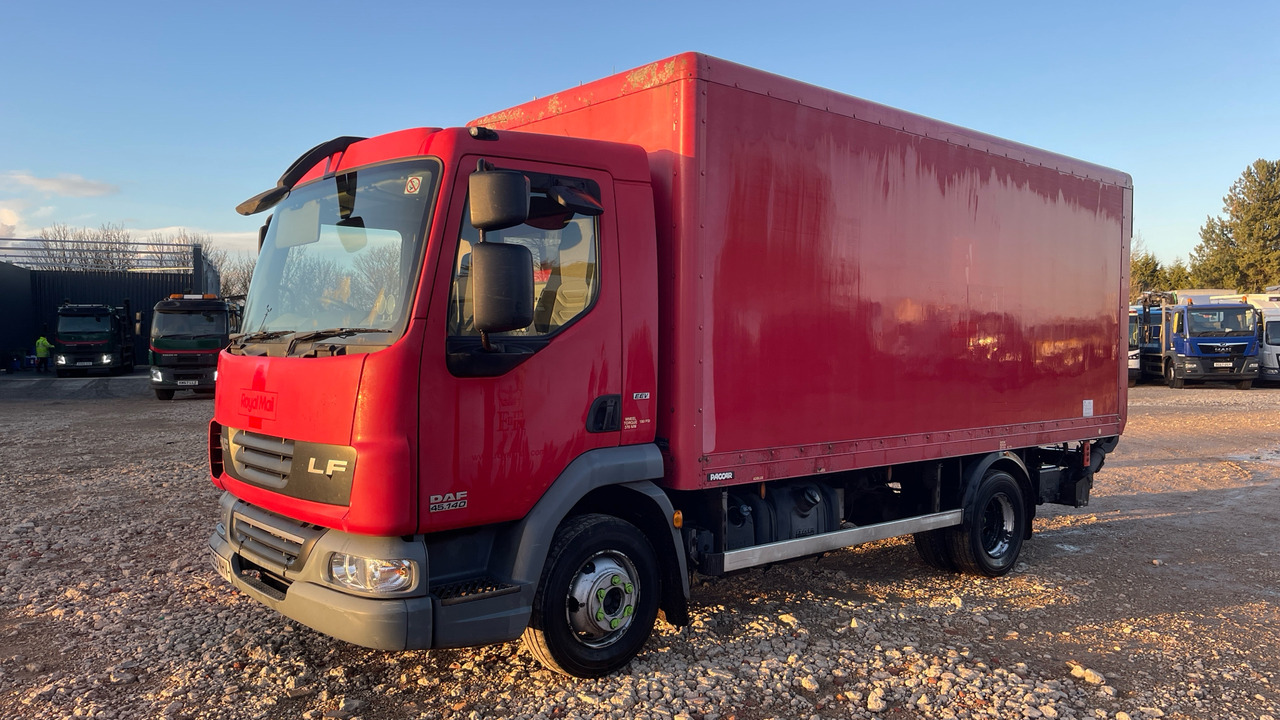 Daf LF 45.140 - Грузовик с закрытым кузовом: фото 2 Daf LF 45.140 - Грузовик с закрытым кузовом: фото 2