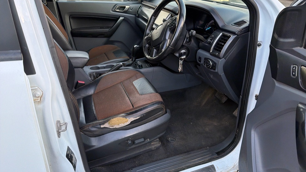 FORD RANGER Pick Up Double Cab Wildtrak 3.2 TDCi 200PS - Пикап, Грузопассажирский фургон: фото 5 FORD RANGER Pick Up Double Cab Wildtrak 3.2 TDCi 200PS - Пикап, Грузопассажирский фургон: фото 5