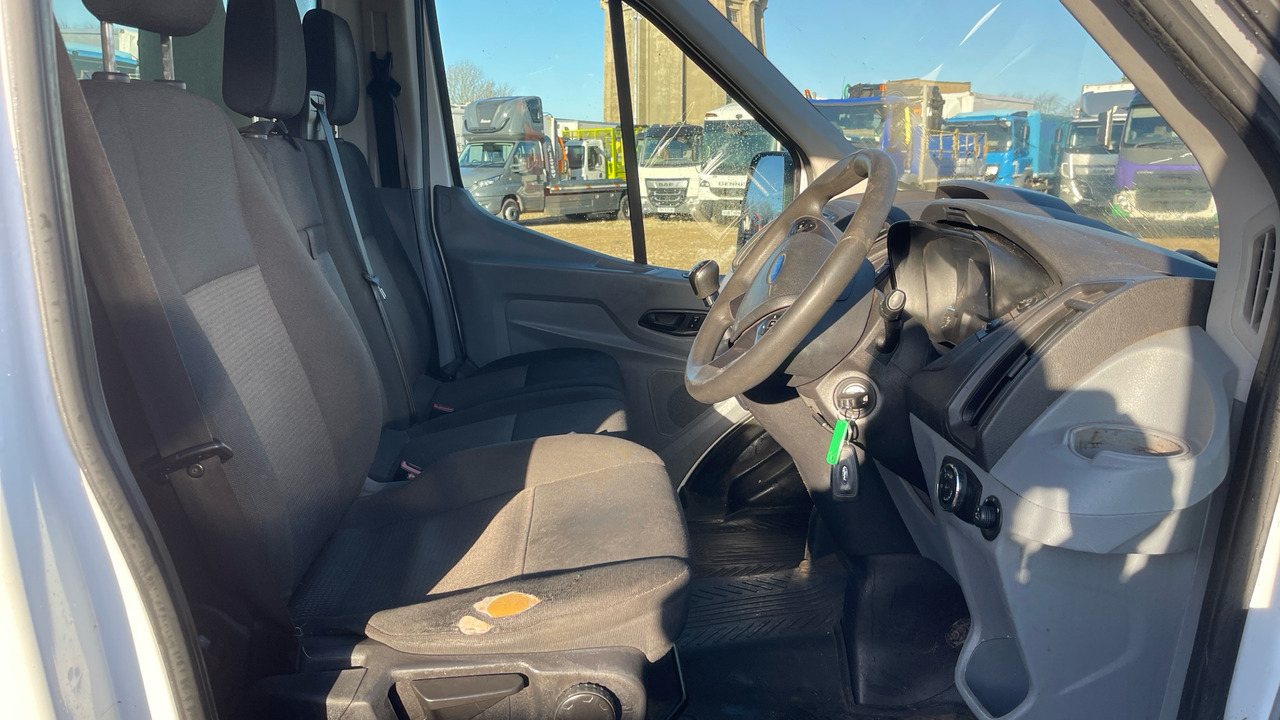 FORD TRANSIT 350 2.2 TDCi 125ps - Малотоннажный самосвал: фото 5 FORD TRANSIT 350 2.2 TDCi 125ps - Малотоннажный самосвал: фото 5