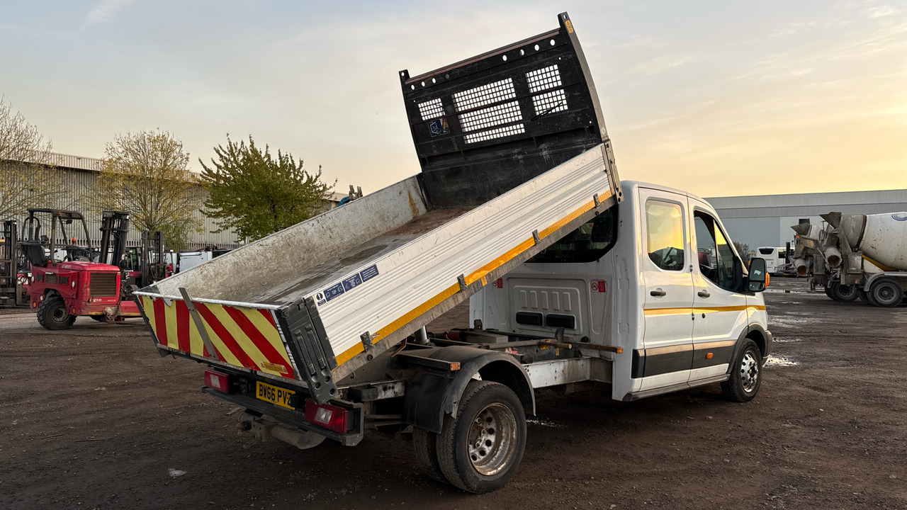 FORD TRANSIT 350 2.2 TDCi 125ps - Малотоннажный самосвал: фото 4 FORD TRANSIT 350 2.2 TDCi 125ps - Малотоннажный самосвал: фото 4