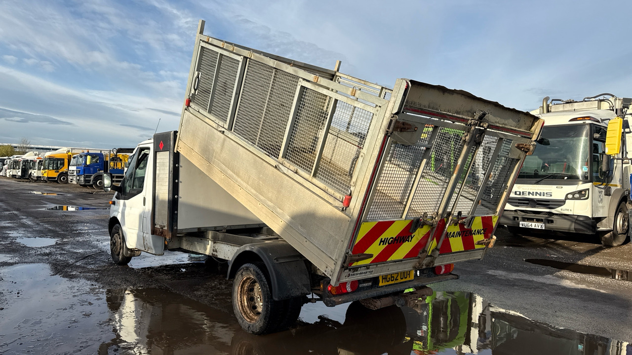 FORD TRANSIT T350 TDCi 100ps - Малотоннажный самосвал: фото 3 FORD TRANSIT T350 TDCi 100ps - Малотоннажный самосвал: фото 3
