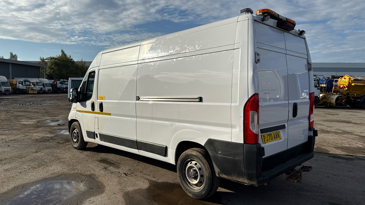 Fiat Ducato 35 2.3 MULTIJET 140PS - Цельнометаллический фургон: фото 3 Fiat Ducato 35 2.3 MULTIJET 140PS - Цельнометаллический фургон: фото 3