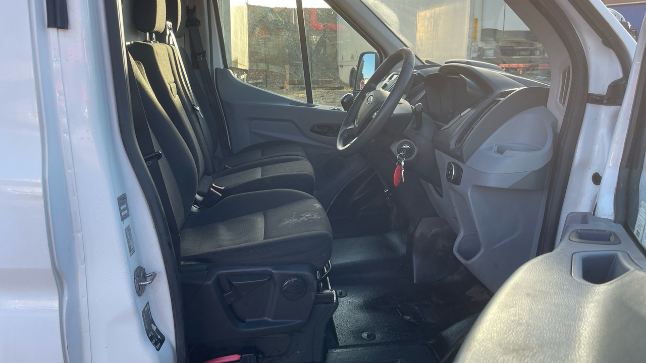 Ford Transit 350 2.2 TDCI 155PS - Цельнометаллический фургон: фото 5 Ford Transit 350 2.2 TDCI 155PS - Цельнометаллический фургон: фото 5