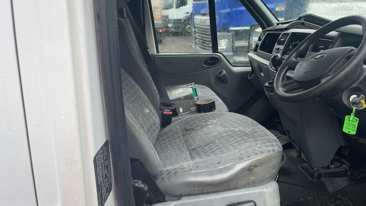 Ford Transit T350 2.2 TDCi 115ps - Грузопассажирский фургон: фото 5 Ford Transit T350 2.2 TDCi 115ps - Грузопассажирский фургон: фото 5