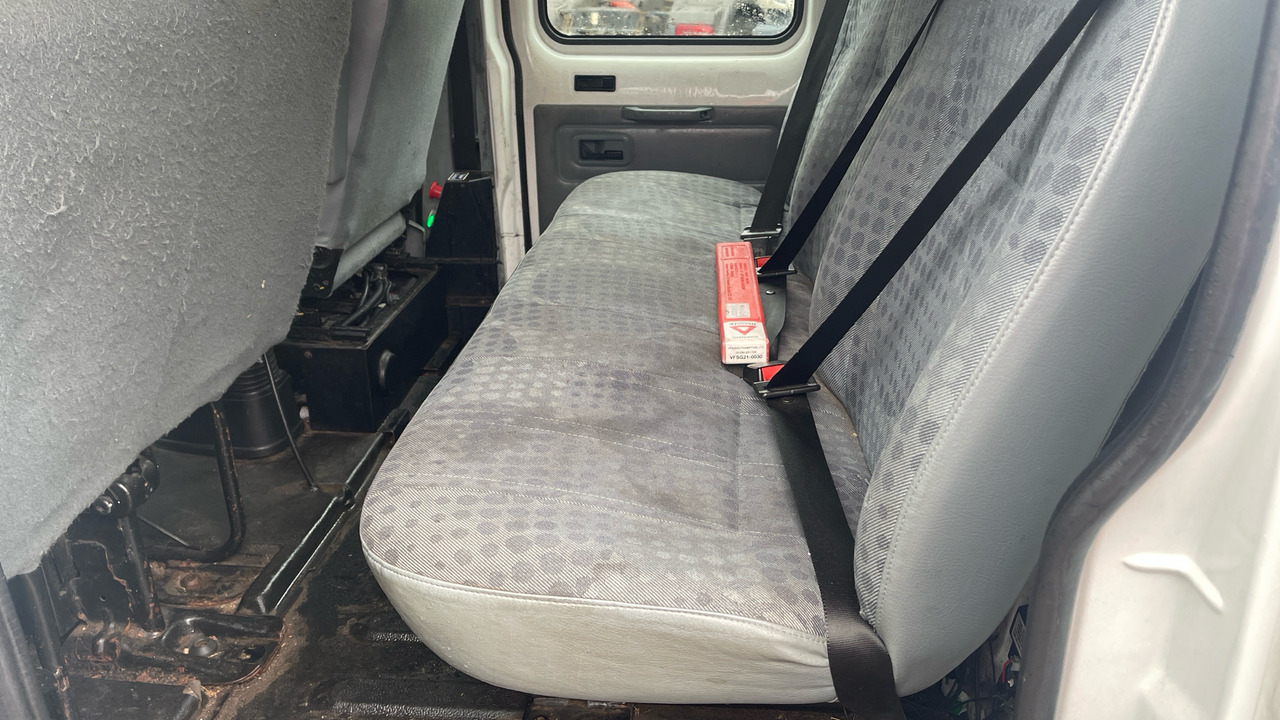 Малотоннажный самосвал Ford Transit T350 2.2 TDCi 125PS: фото 13 Малотоннажный самосвал Ford Transit T350 2.2 TDCi 125PS: фото 13