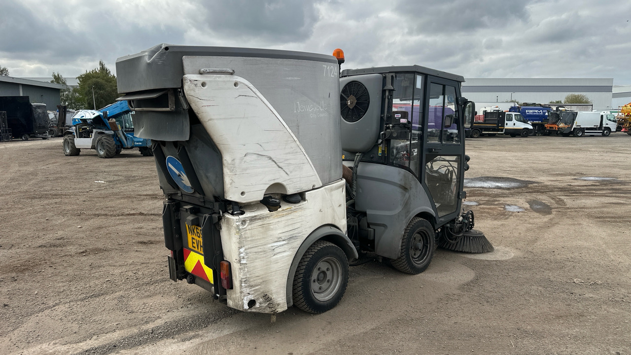 HAKO CITYMASTER 600 - Подметально-уборочная машина: фото 4 HAKO CITYMASTER 600 - Подметально-уборочная машина: фото 4