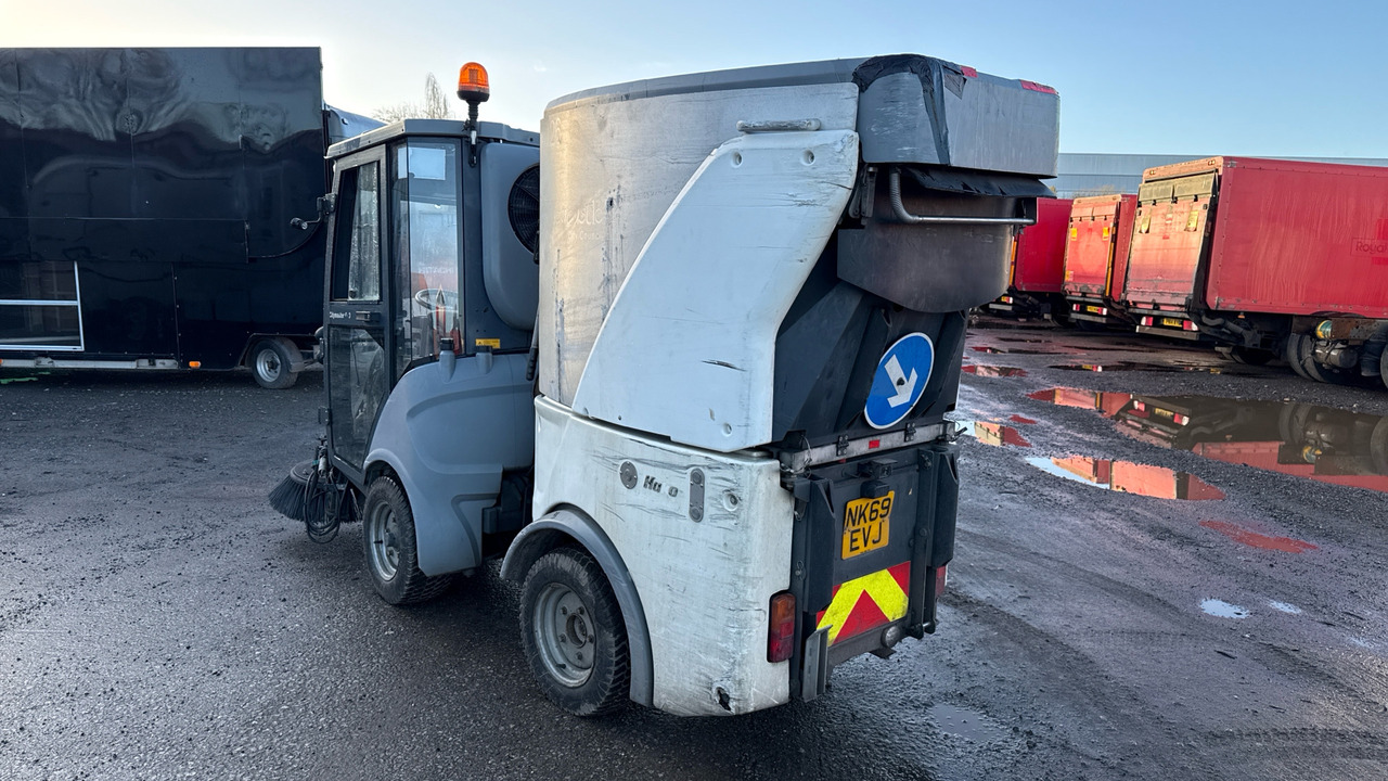 HAKO CITYMASTER 600 - Подметально-уборочная машина: фото 3 HAKO CITYMASTER 600 - Подметально-уборочная машина: фото 3