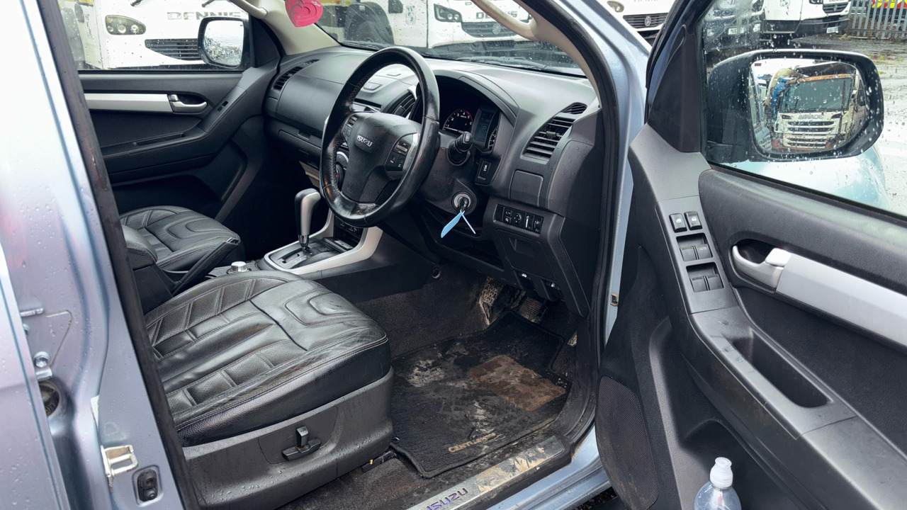 ISUZU D-MAX 2.5TD Centurion - Пикап: фото 5 ISUZU D-MAX 2.5TD Centurion - Пикап: фото 5