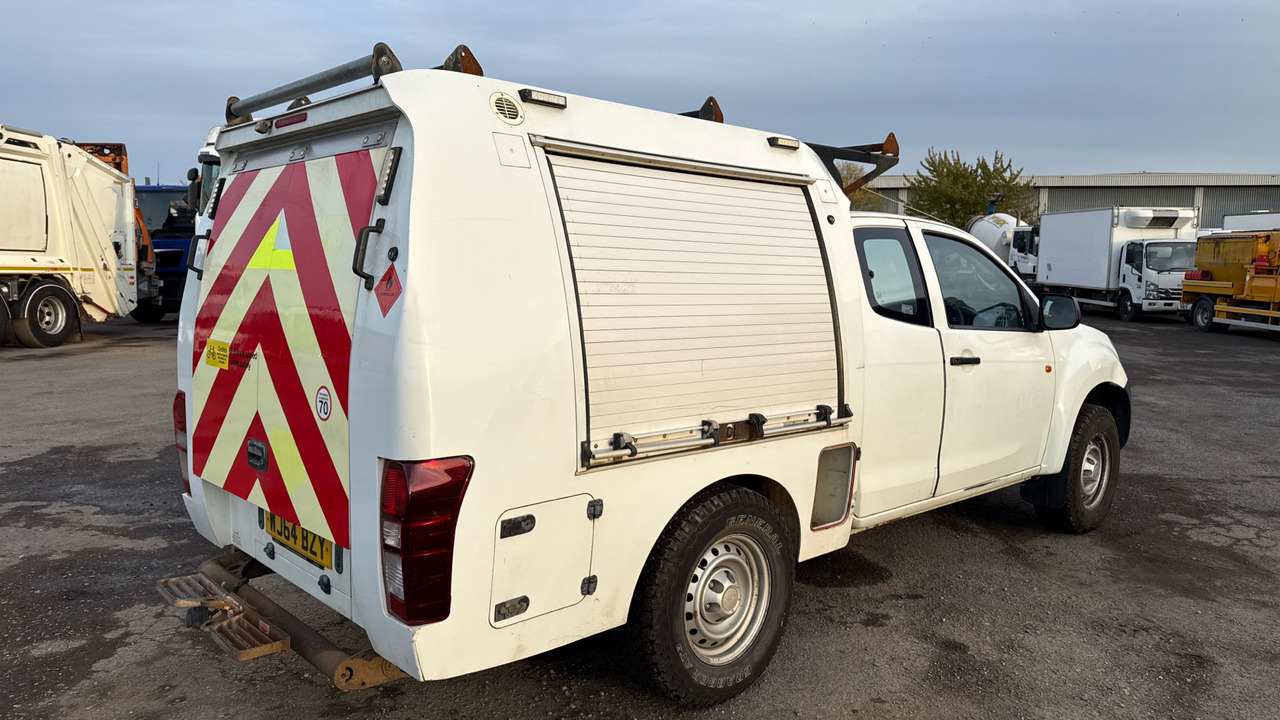 ISUZU D-MAX 2.5TD TURBO - Пикап, Грузопассажирский фургон: фото 4 ISUZU D-MAX 2.5TD TURBO - Пикап, Грузопассажирский фургон: фото 4