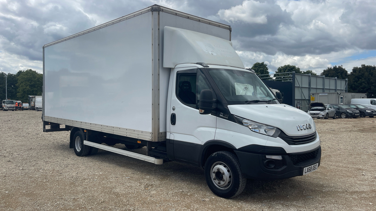 IVECO DAILY 72-180 - Грузовик с закрытым кузовом: фото 1 IVECO DAILY 72-180 - Грузовик с закрытым кузовом: фото 1