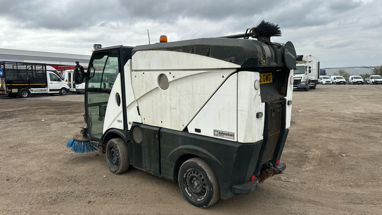 JOHNSTON C101 - Подметально-уборочная машина: фото 4 JOHNSTON C101 - Подметально-уборочная машина: фото 4