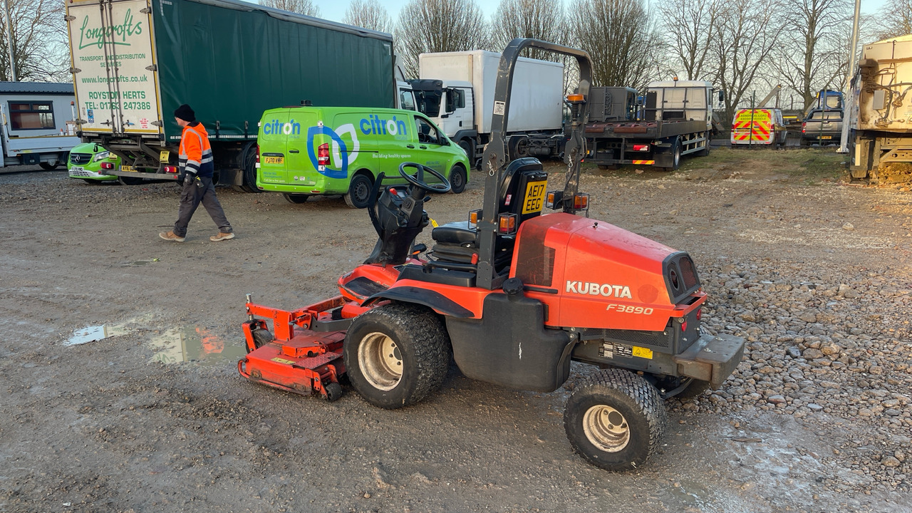 KUBOTA F3890 - Газонокосилка: фото 3 KUBOTA F3890 - Газонокосилка: фото 3