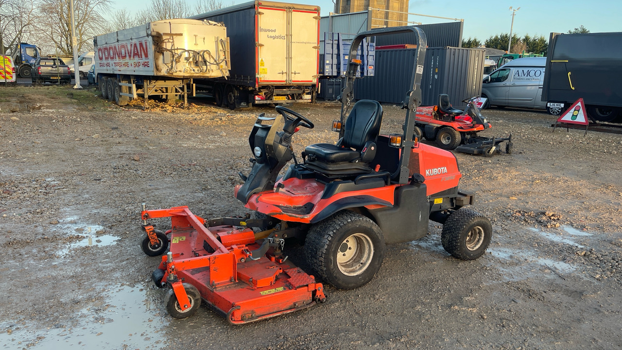 KUBOTA F3890 - Газонокосилка: фото 1 KUBOTA F3890 - Газонокосилка: фото 1