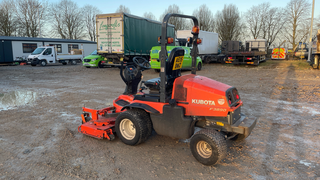 KUBOTA F3890 - Газонокосилка: фото 4 KUBOTA F3890 - Газонокосилка: фото 4