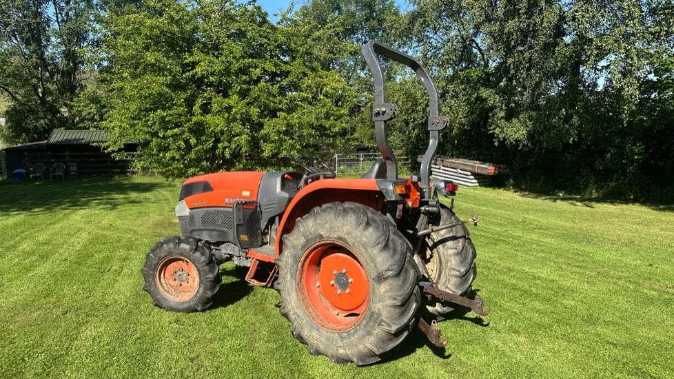 KUBOTA L4240 - Трактор: фото 3 KUBOTA L4240 - Трактор: фото 3