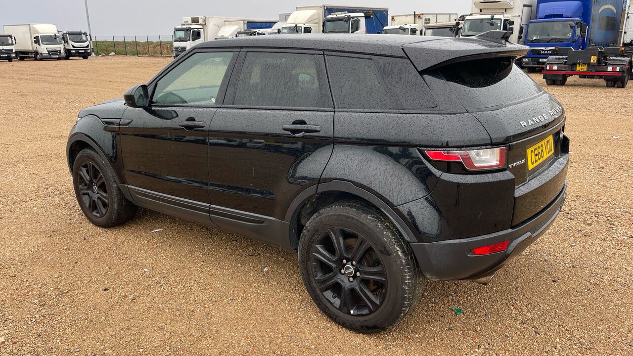 Land Rover Range Rover EVOQUE 2.0 SE - Хэтчбек: фото 3 Land Rover Range Rover EVOQUE 2.0 SE - Хэтчбек: фото 3