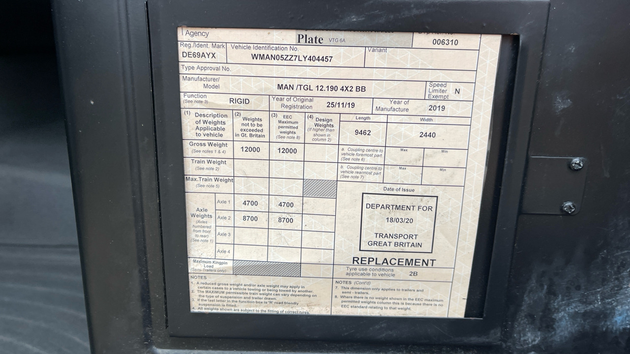 Грузовик с закрытым кузовом MAN TGL 12.190: фото 11 Грузовик с закрытым кузовом MAN TGL 12.190: фото 11