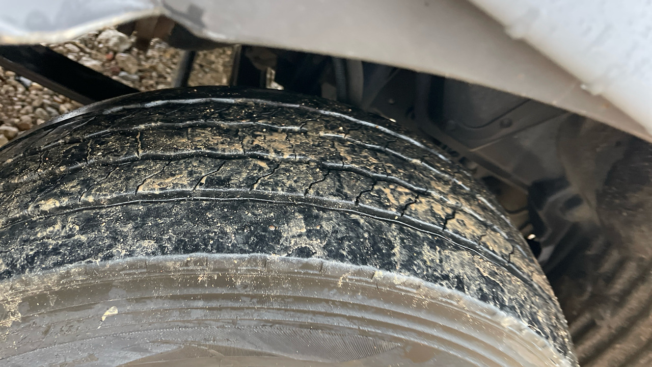 Грузовик с закрытым кузовом MAN TGL 12.190: фото 19 Грузовик с закрытым кузовом MAN TGL 12.190: фото 19