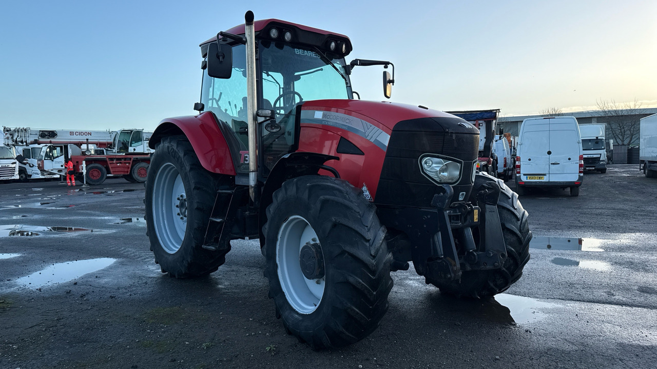 MCCORMICK XTX145 EXTRASPEED - Трактор: фото 1 MCCORMICK XTX145 EXTRASPEED - Трактор: фото 1