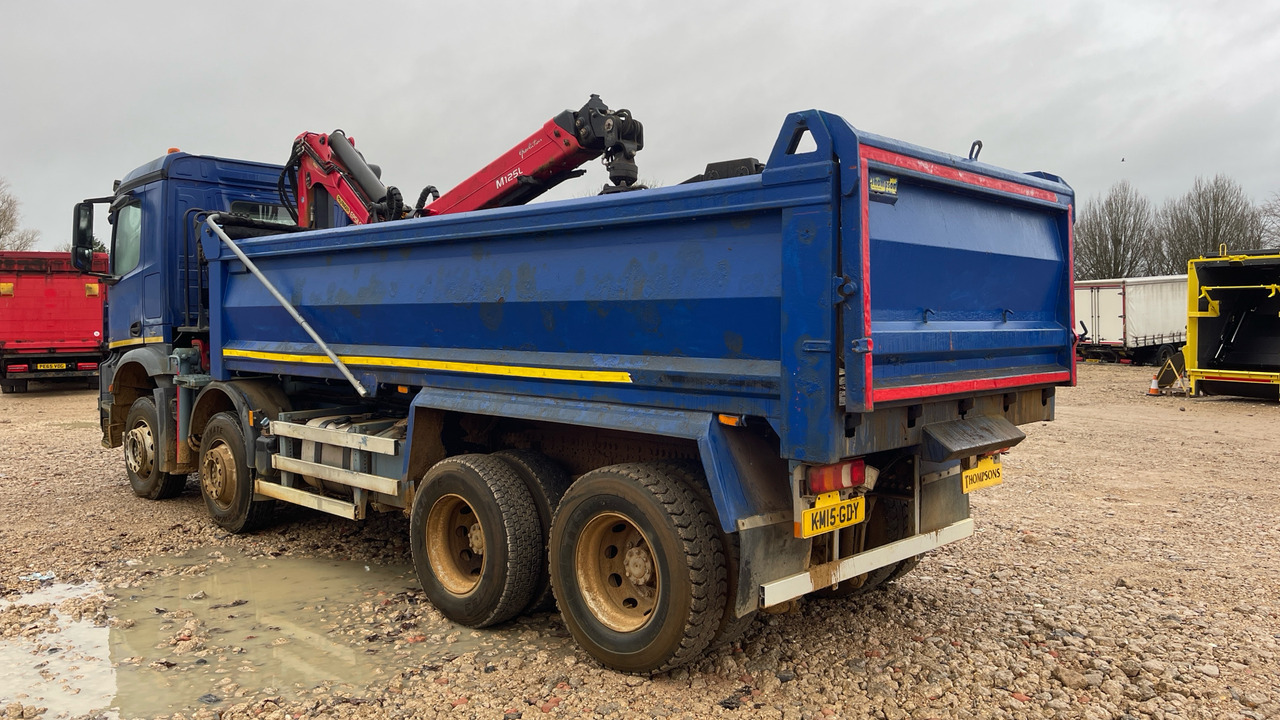 MERCEDES-BENZ AROCS 3240 - Самосвал, Автоманипулятор: фото 3 MERCEDES-BENZ AROCS 3240 - Самосвал, Автоманипулятор: фото 3