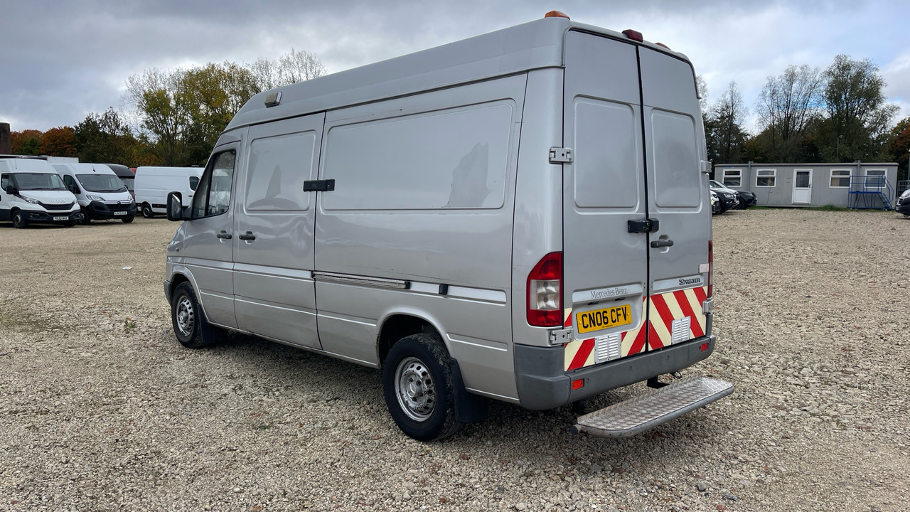 MERCEDES SPRINTER 316 CDI - Цельнометаллический фургон: фото 3 MERCEDES SPRINTER 316 CDI - Цельнометаллический фургон: фото 3