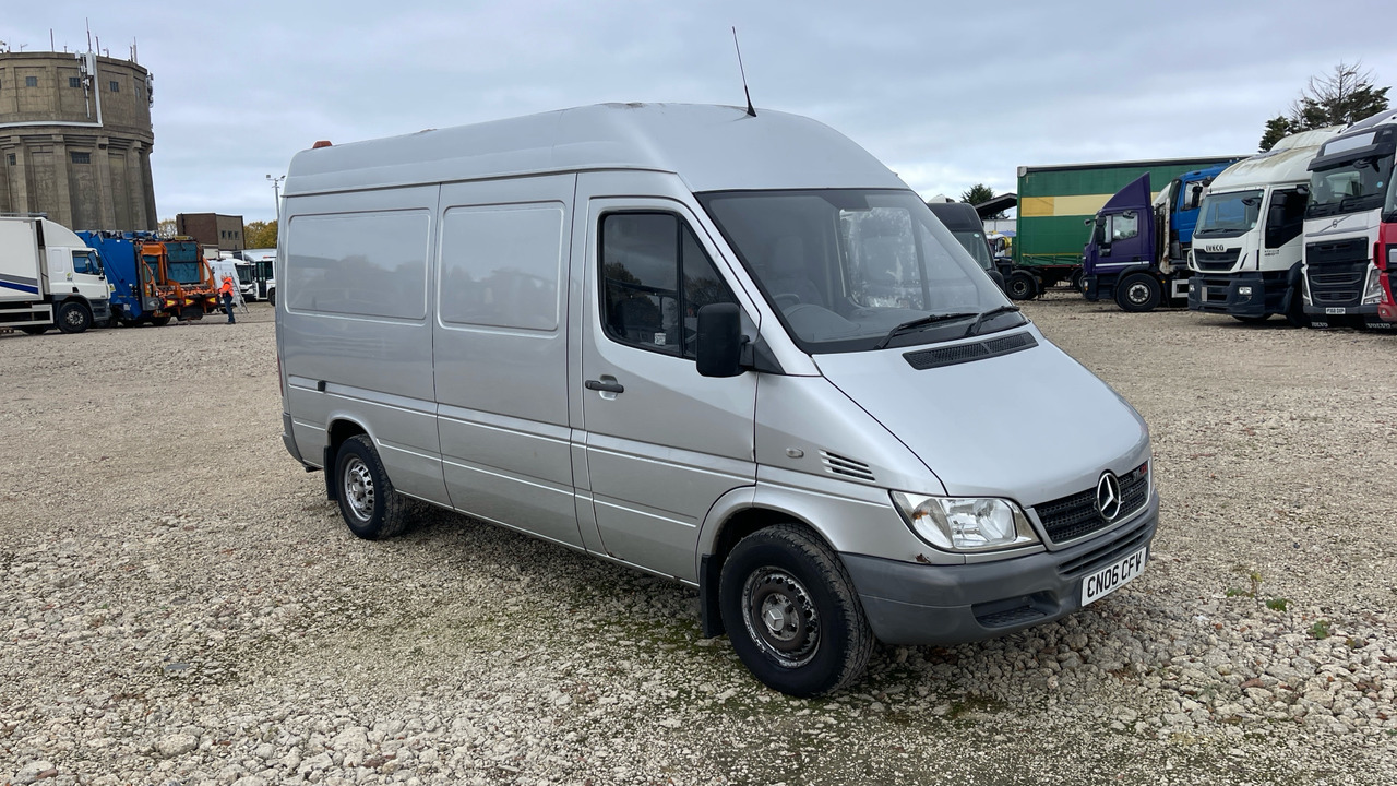 MERCEDES SPRINTER 316 CDI - Цельнометаллический фургон: фото 1 MERCEDES SPRINTER 316 CDI - Цельнометаллический фургон: фото 1