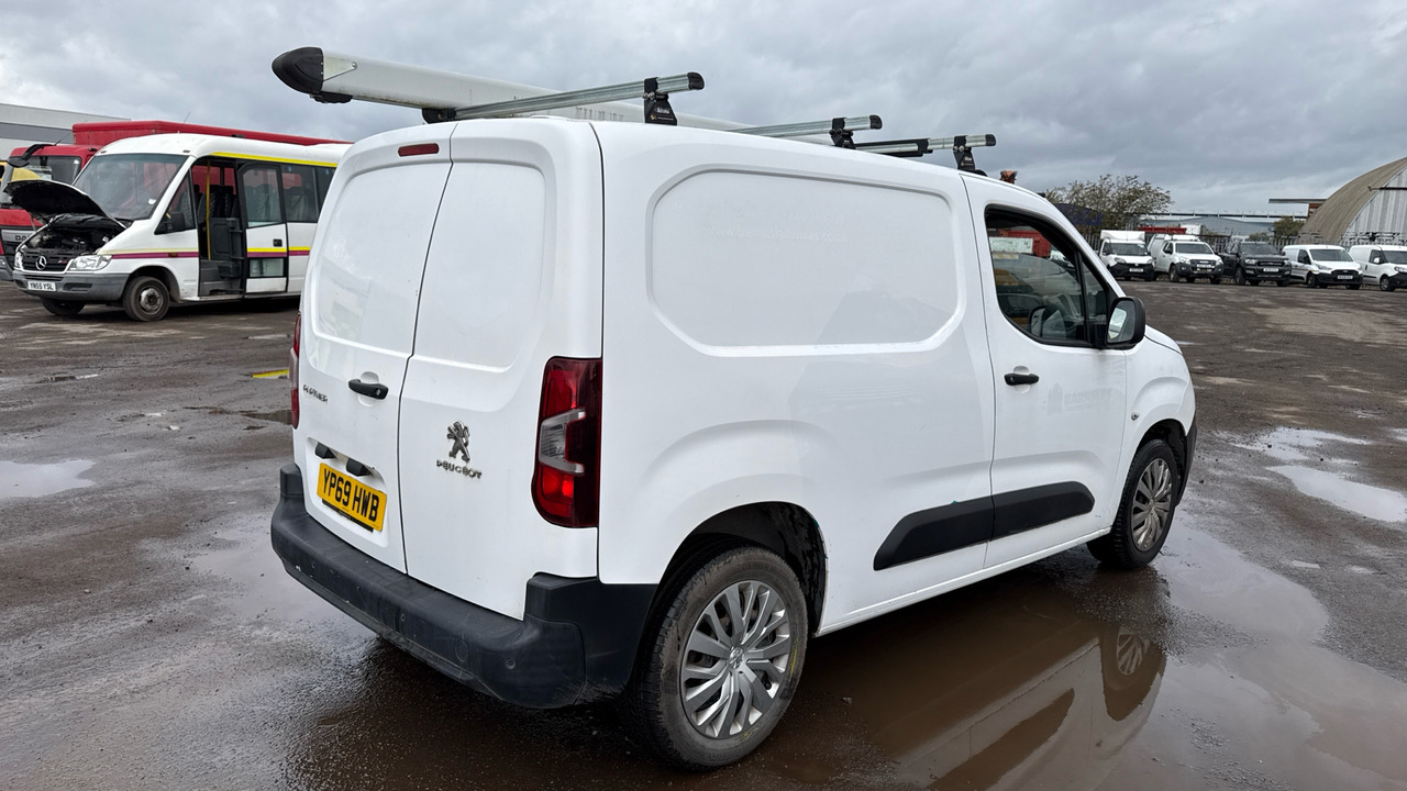 PEUGEOT PARTNER 1000 1.5 BlueHDi 100PS - Легковой фургон: фото 4 PEUGEOT PARTNER 1000 1.5 BlueHDi 100PS - Легковой фургон: фото 4