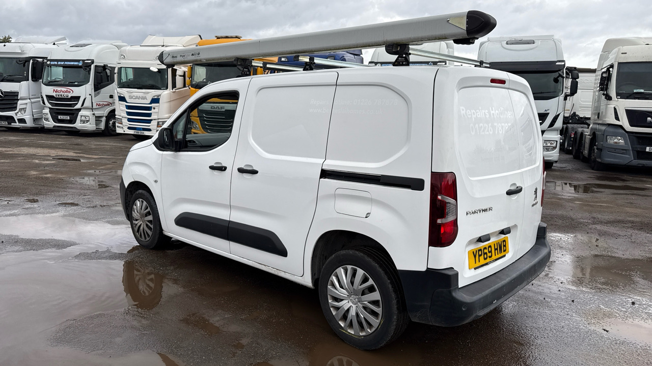 PEUGEOT PARTNER 1000 1.5 BlueHDi 100PS - Легковой фургон: фото 3 PEUGEOT PARTNER 1000 1.5 BlueHDi 100PS - Легковой фургон: фото 3