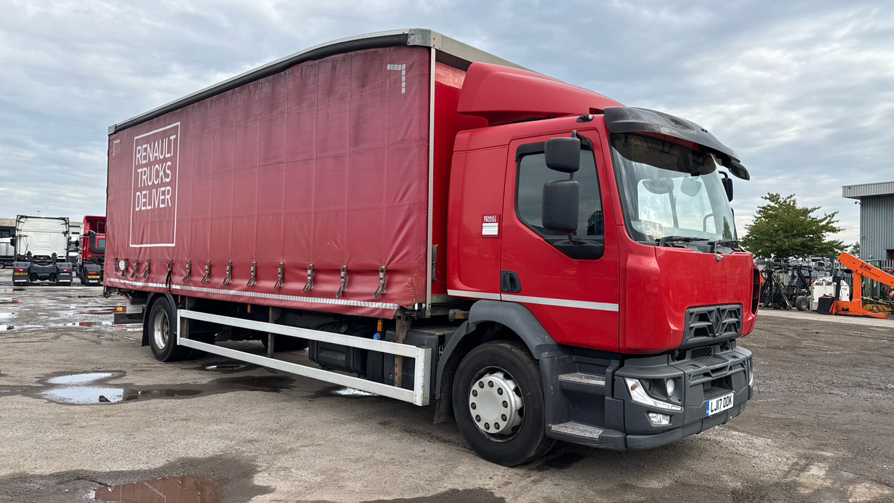 RENAULT D 18 - Тентованный грузовик: фото 1 RENAULT D 18 - Тентованный грузовик: фото 1