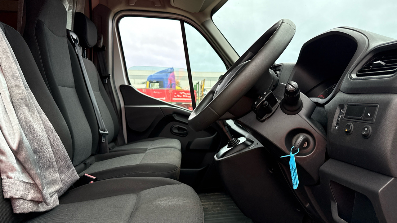 RENAULT MASTER 35 2.3 - Цельнометаллический фургон: фото 5 RENAULT MASTER 35 2.3 - Цельнометаллический фургон: фото 5