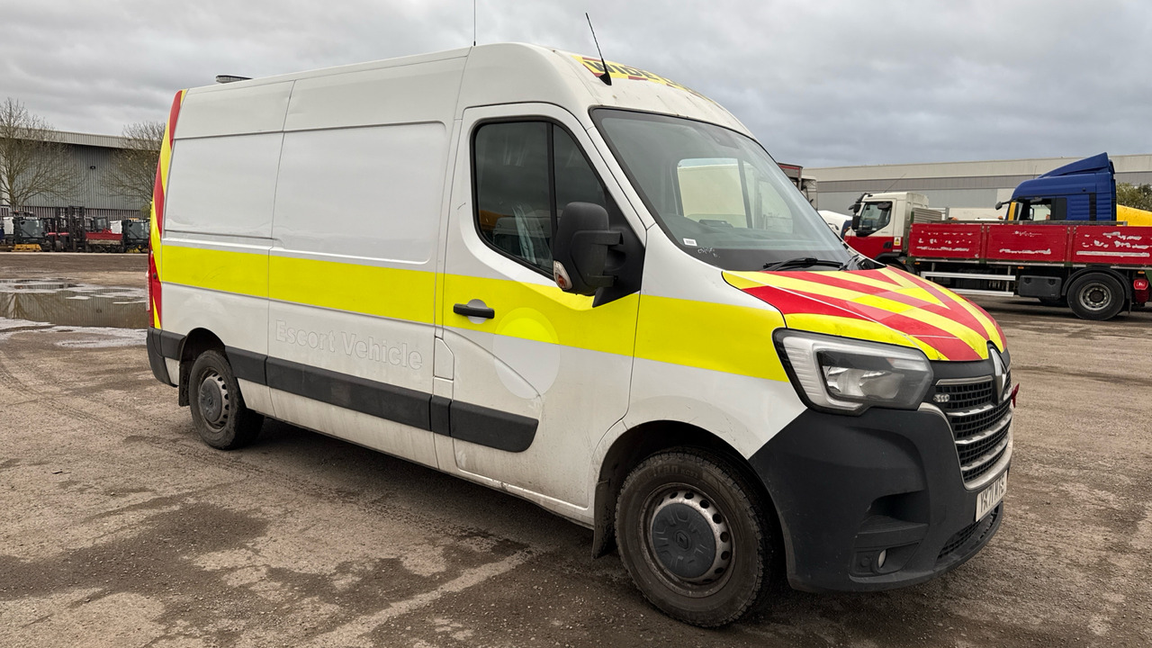 RENAULT MASTER 35 2.3 - Цельнометаллический фургон: фото 1 RENAULT MASTER 35 2.3 - Цельнометаллический фургон: фото 1