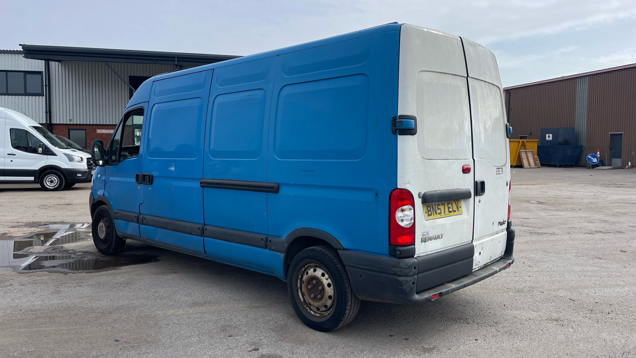 RENAULT MASTER 35 DCI 100PS - Цельнометаллический фургон: фото 3 RENAULT MASTER 35 DCI 100PS - Цельнометаллический фургон: фото 3