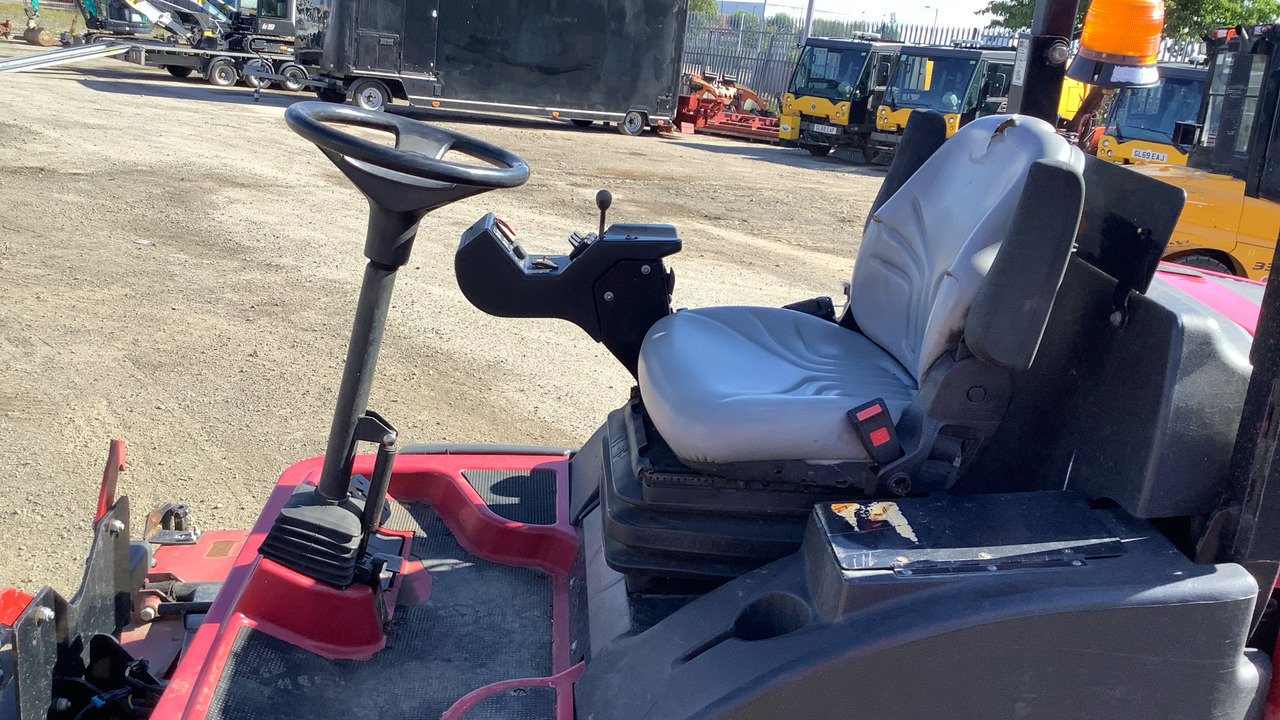 TORO LT3340 - Газонокосилка: фото 5 TORO LT3340 - Газонокосилка: фото 5