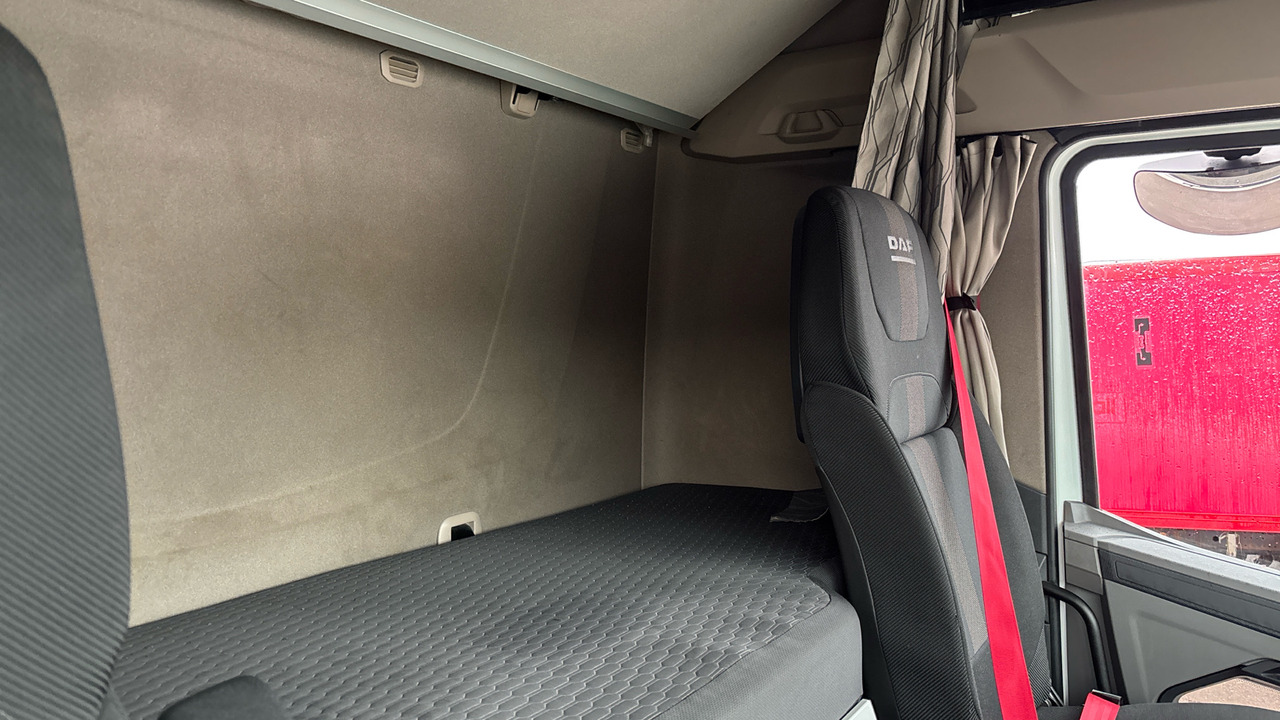 Тягач DAF XF 530: фото 13 Тягач DAF XF 530: фото 13