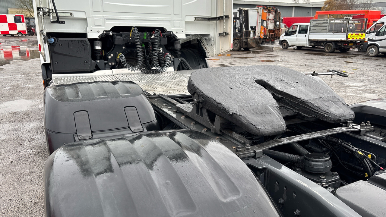 Тягач DAF XF 530: фото 27 Тягач DAF XF 530: фото 27