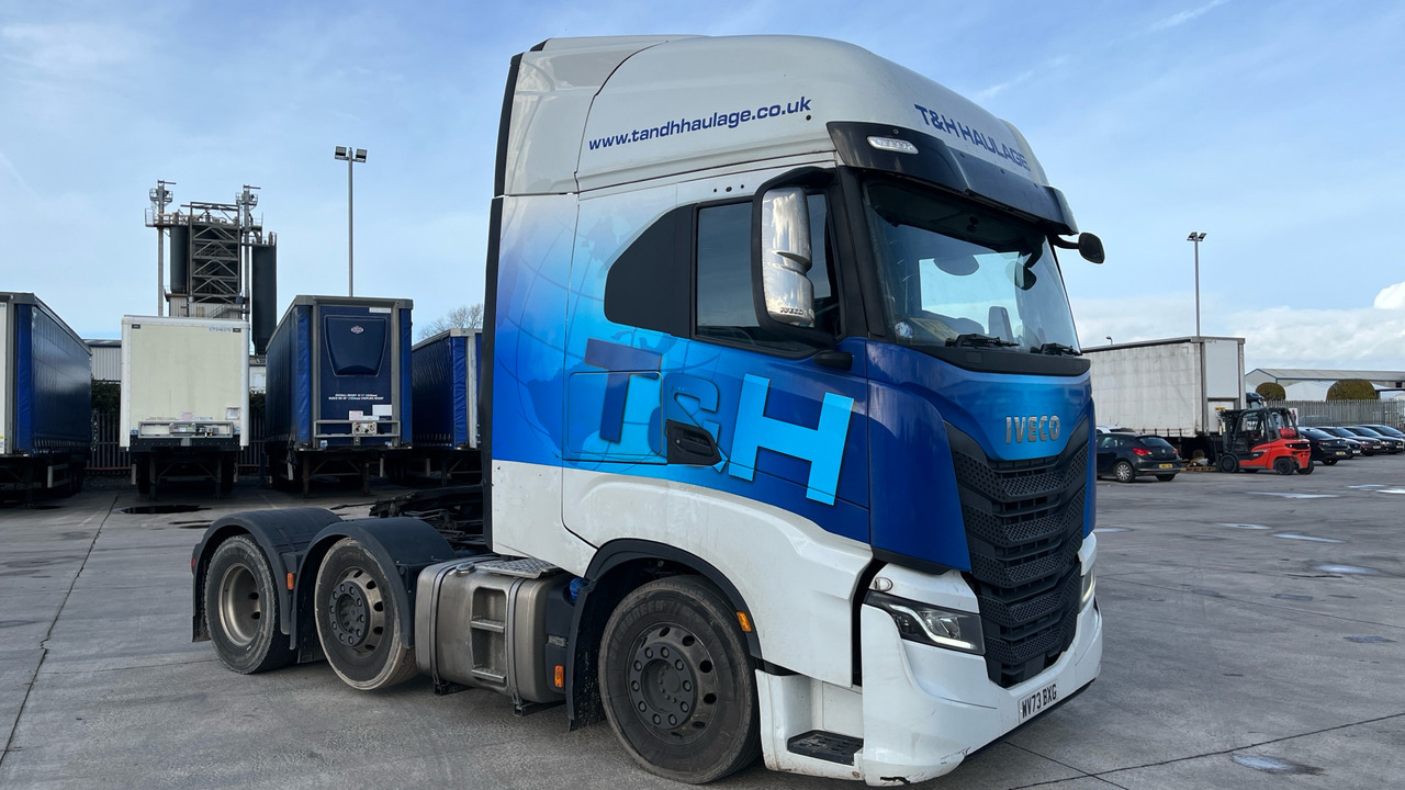 Iveco S-Way 530 - Тягач: фото 1 Iveco S-Way 530 - Тягач: фото 1