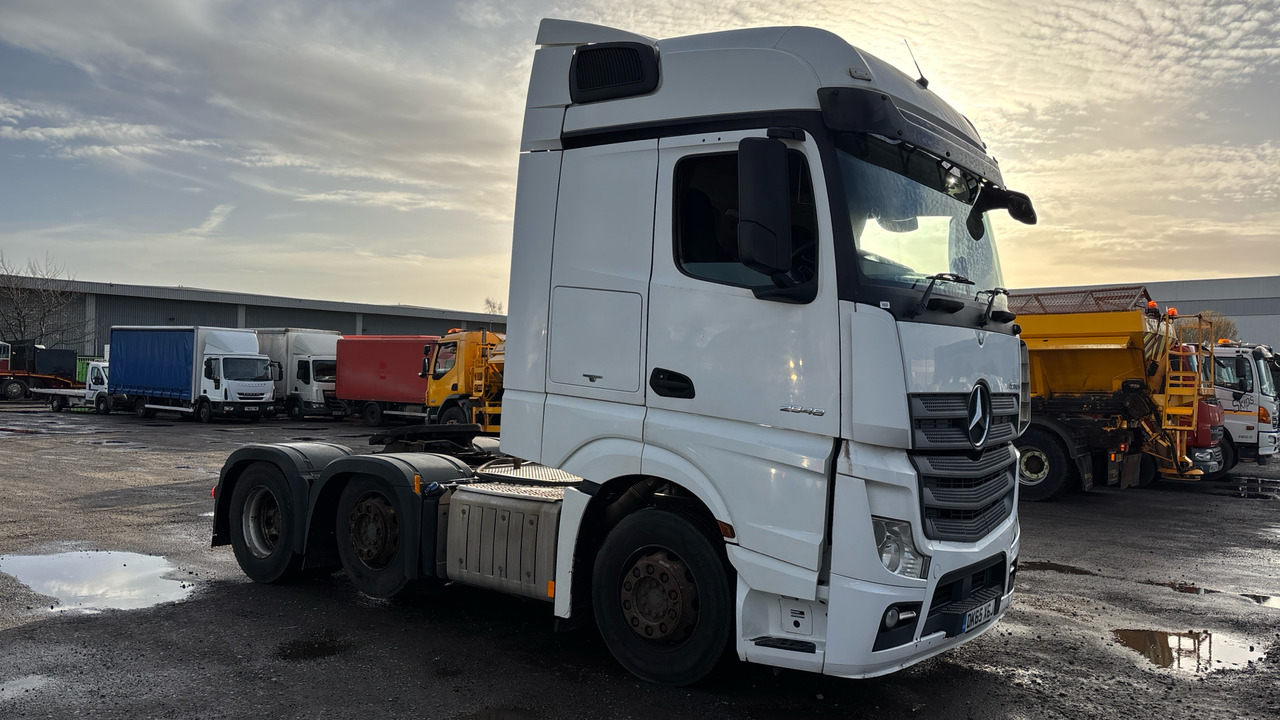 MERCEDES-BENZ ACTROS 2548 - Тягач: фото 1 MERCEDES-BENZ ACTROS 2548 - Тягач: фото 1