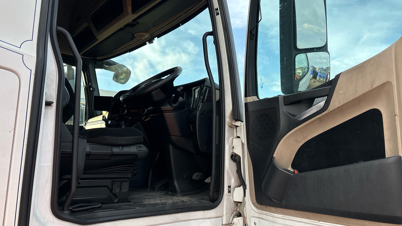 MERCEDES-BENZ ACTROS - Тягач: фото 5 MERCEDES-BENZ ACTROS - Тягач: фото 5