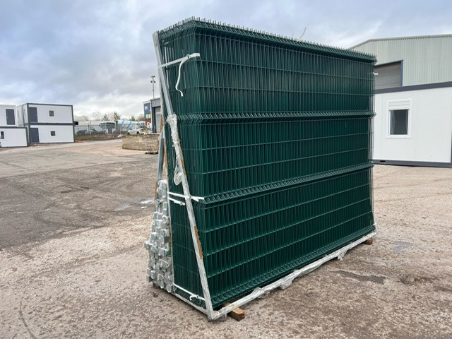 V-MESH FENCING 2.4M HIGH - Строительное оборудование: фото 4 V-MESH FENCING 2.4M HIGH - Строительное оборудование: фото 4