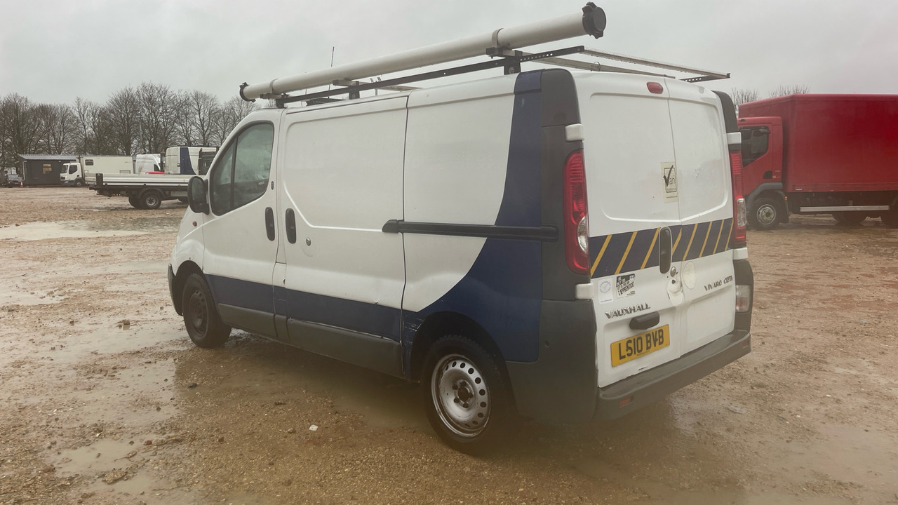 VAUXHALL VIVARO 2700 2.0 CDTI 115PS - Малотоннажный фургон: фото 3 VAUXHALL VIVARO 2700 2.0 CDTI 115PS - Малотоннажный фургон: фото 3