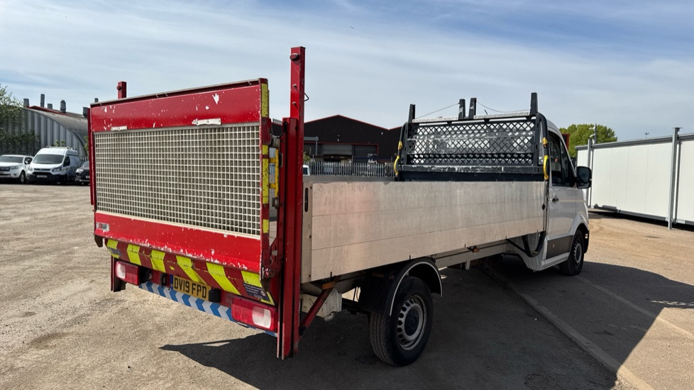 VOLKSWAGEN CRAFTER CR35 2.0 TDI 140PS STARTLINE - Малотоннажный бортовой грузовик: фото 4 VOLKSWAGEN CRAFTER CR35 2.0 TDI 140PS STARTLINE - Малотоннажный бортовой грузовик: фото 4