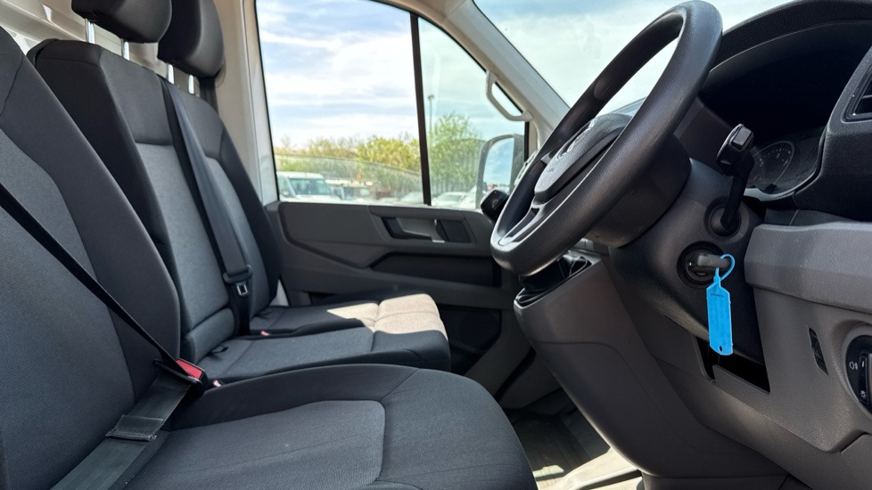VOLKSWAGEN CRAFTER CR35 2.0 TDI 140PS STARTLINE - Малотоннажный бортовой грузовик: фото 5 VOLKSWAGEN CRAFTER CR35 2.0 TDI 140PS STARTLINE - Малотоннажный бортовой грузовик: фото 5