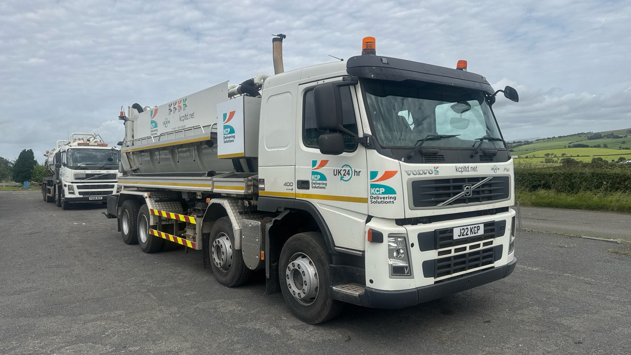 VOLVO FM 400 - Ассенизатор: фото 1 VOLVO FM 400 - Ассенизатор: фото 1