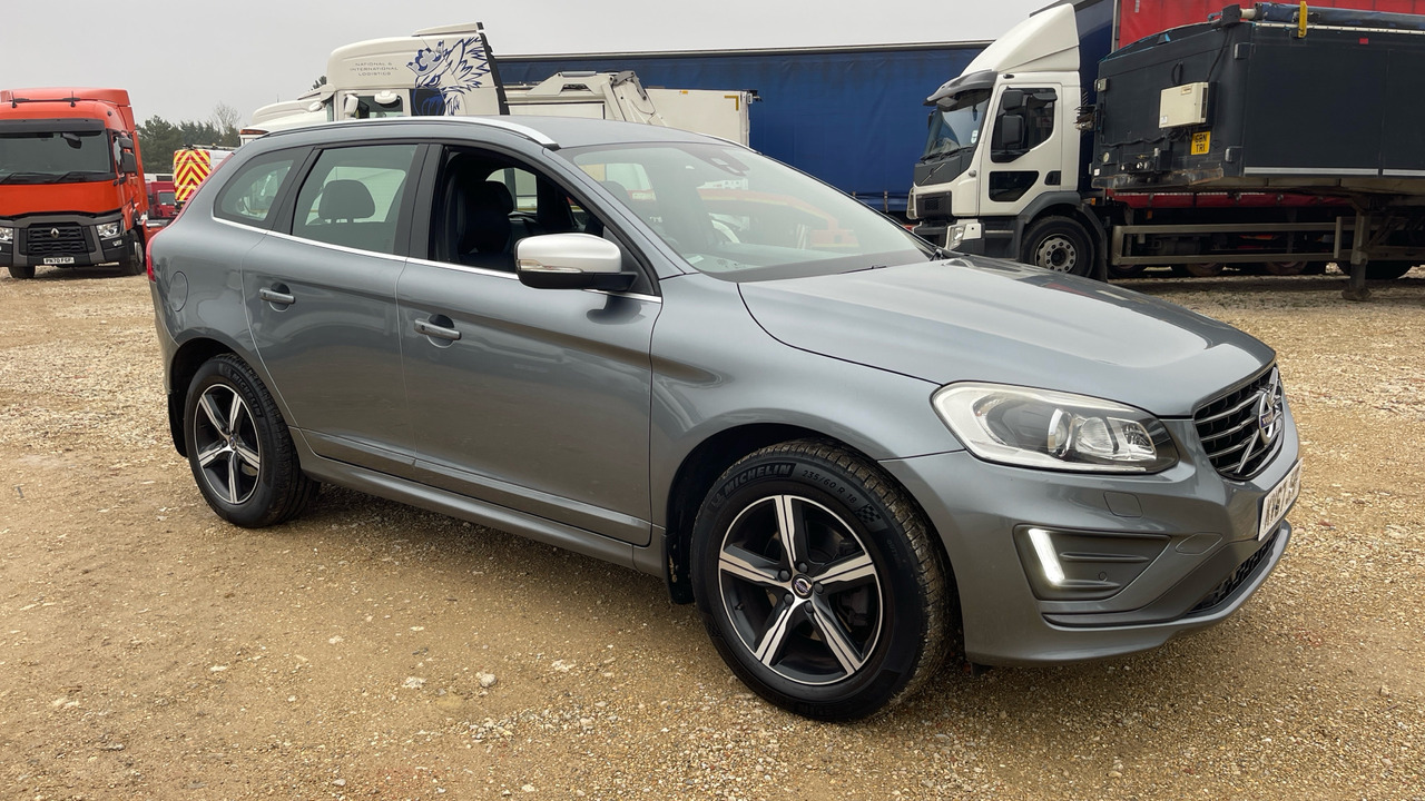 VOLVO XC60 D5 R-Design Lux Nav AWD - Универсал: фото 1 VOLVO XC60 D5 R-Design Lux Nav AWD - Универсал: фото 1