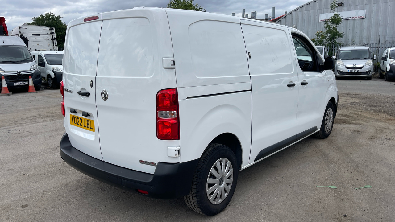 Vauxhall Vivaro 2900 1.5D 100PS - Легковой фургон: фото 3 Vauxhall Vivaro 2900 1.5D 100PS - Легковой фургон: фото 3