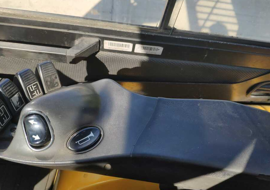 Yale GDP35VX - Дизельный погрузчик: фото 5 Yale GDP35VX - Дизельный погрузчик: фото 5