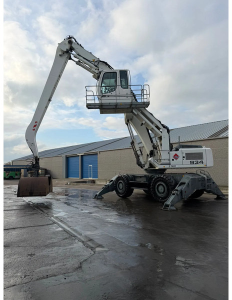 Liebherr A934 C-HD - Перегружатель: фото 4 Liebherr A934 C-HD - Перегружатель: фото 4