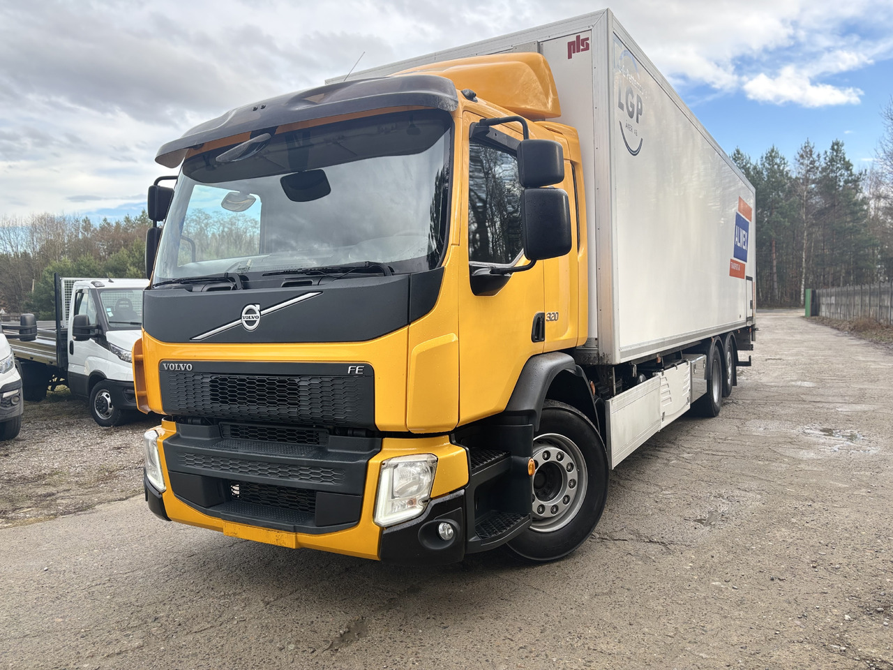 VOLVO FE 320 - Рефрижератор: фото 1 VOLVO FE 320 - Рефрижератор: фото 1